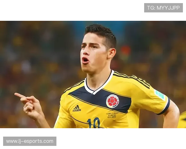 足球球星6号：从天才少年到全球偶像的蜕变与传奇故事